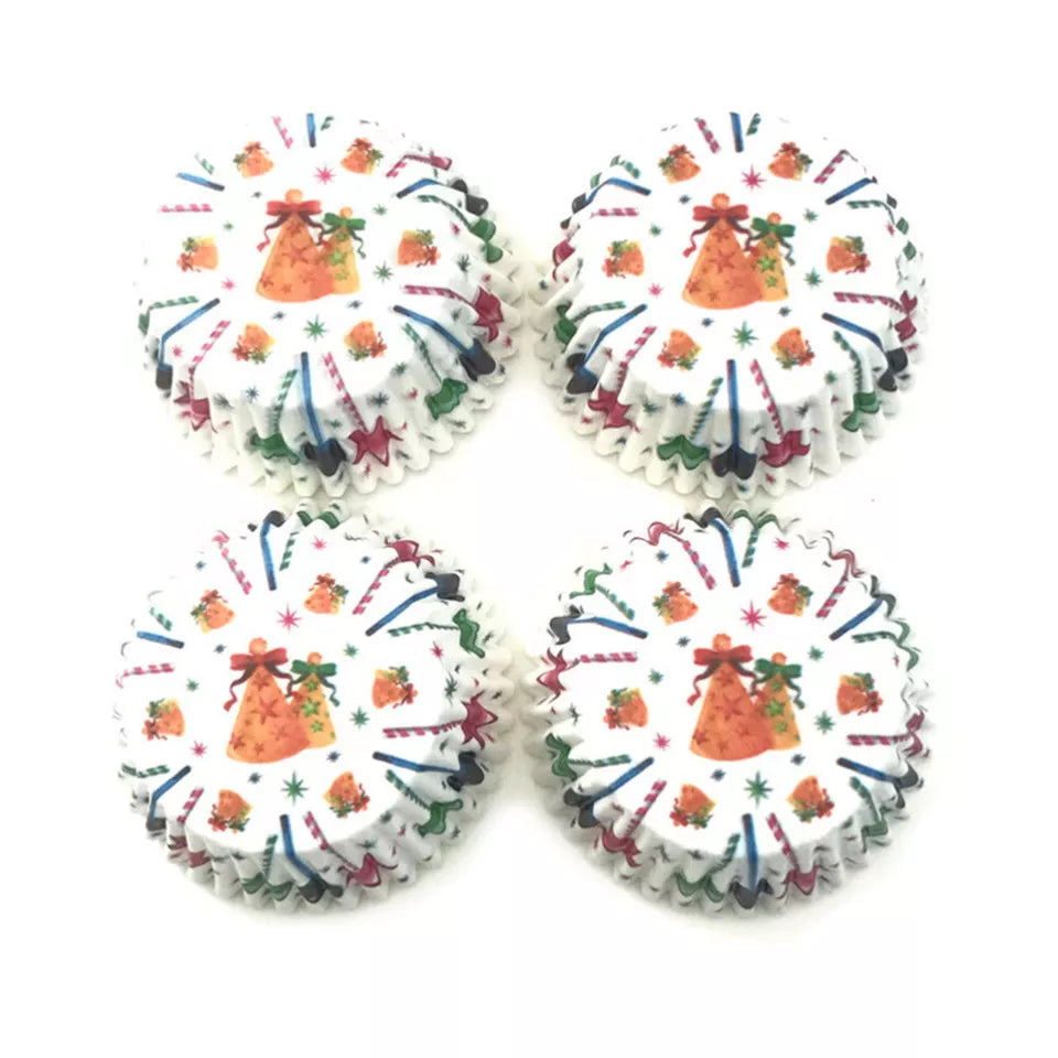 CLEARANCE- 100PCS Baking Liners Cups Snowman Cupcake Wrappers Christmas Party