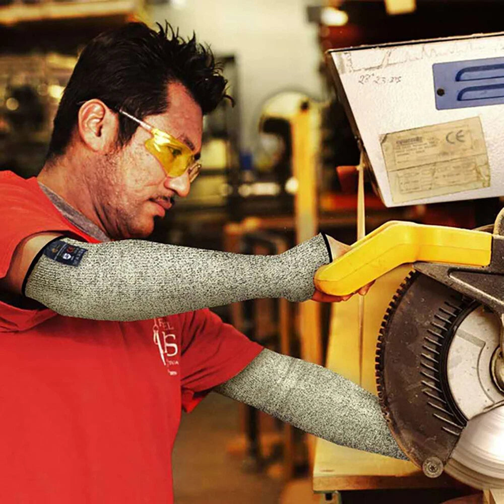 Single Protective Arm Sleeve Guard Cut Proof Anti Cut-Resistant Glove