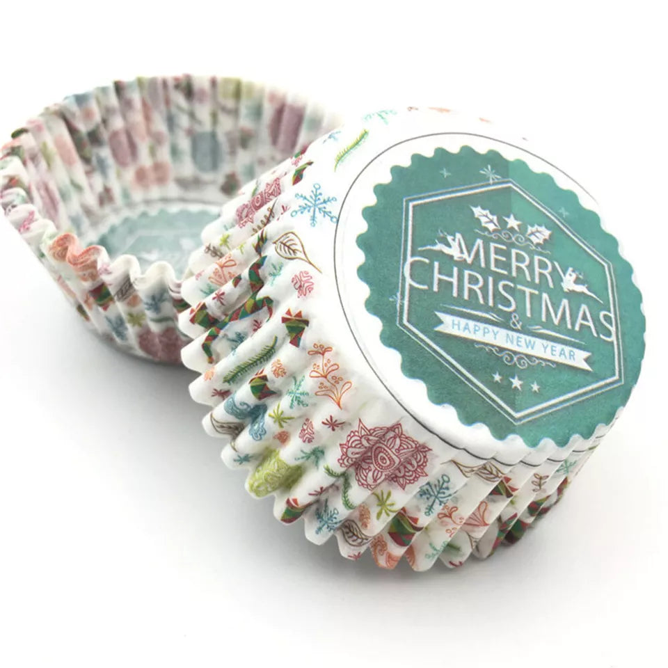 CLEARANCE- 100PCS Baking Liners Cups Snowman Cupcake Wrappers Christmas Party